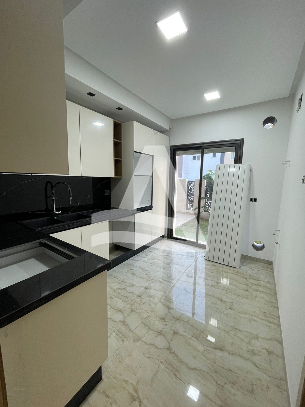 location appartement s+2 neuf a ain zaghouen nord image 2