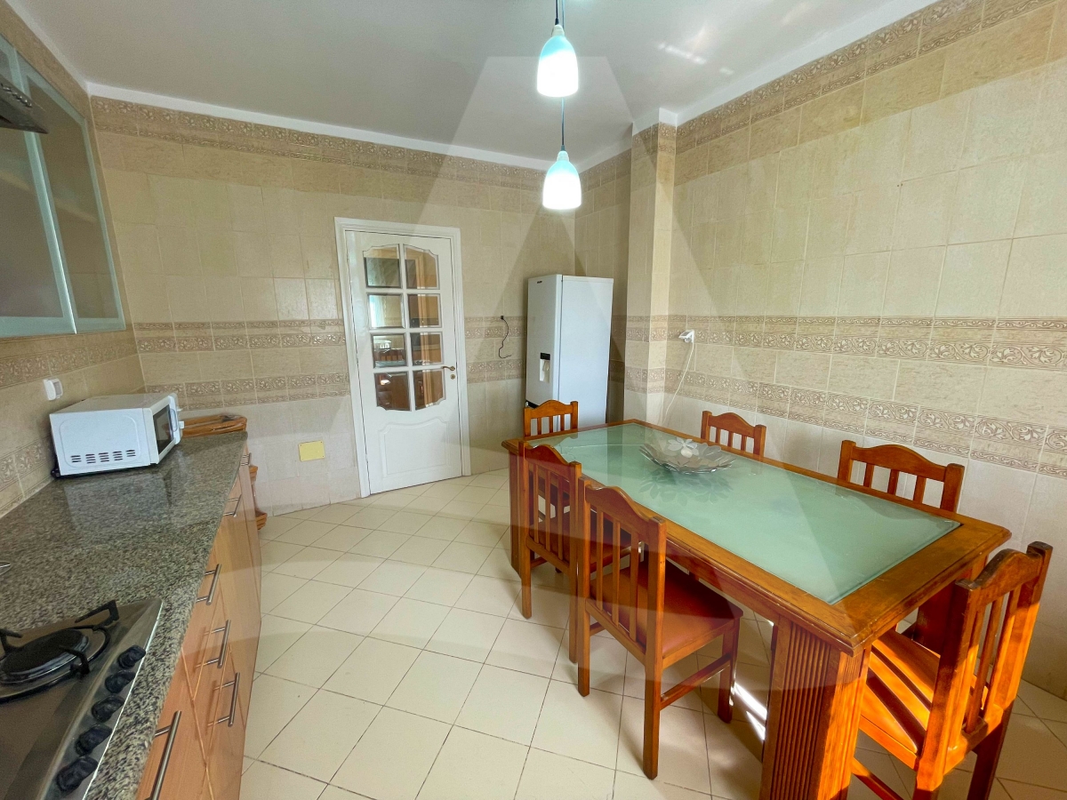 Etage de villa S3 meublé à la Marsa image 2
