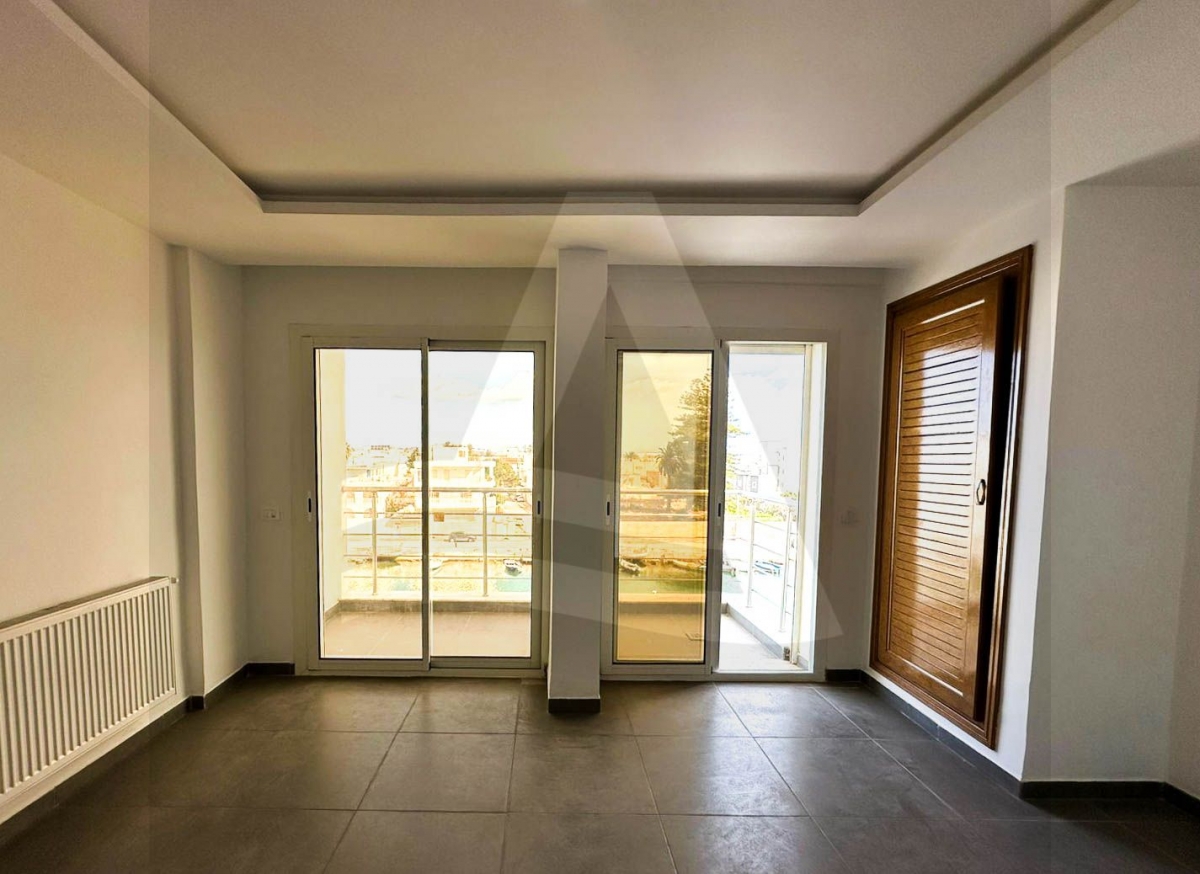 A vendre un appartement s3  a la goulette image 1