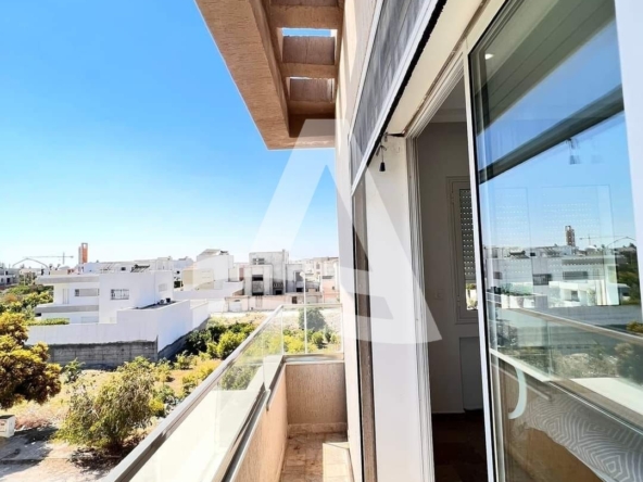 Appartement a vendre à la soukra image 0