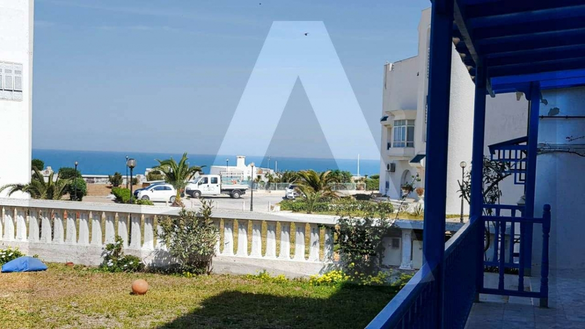 Location d'un appartement S+3 Meublé avec une terrasse vue mer à Gammarth image 0
