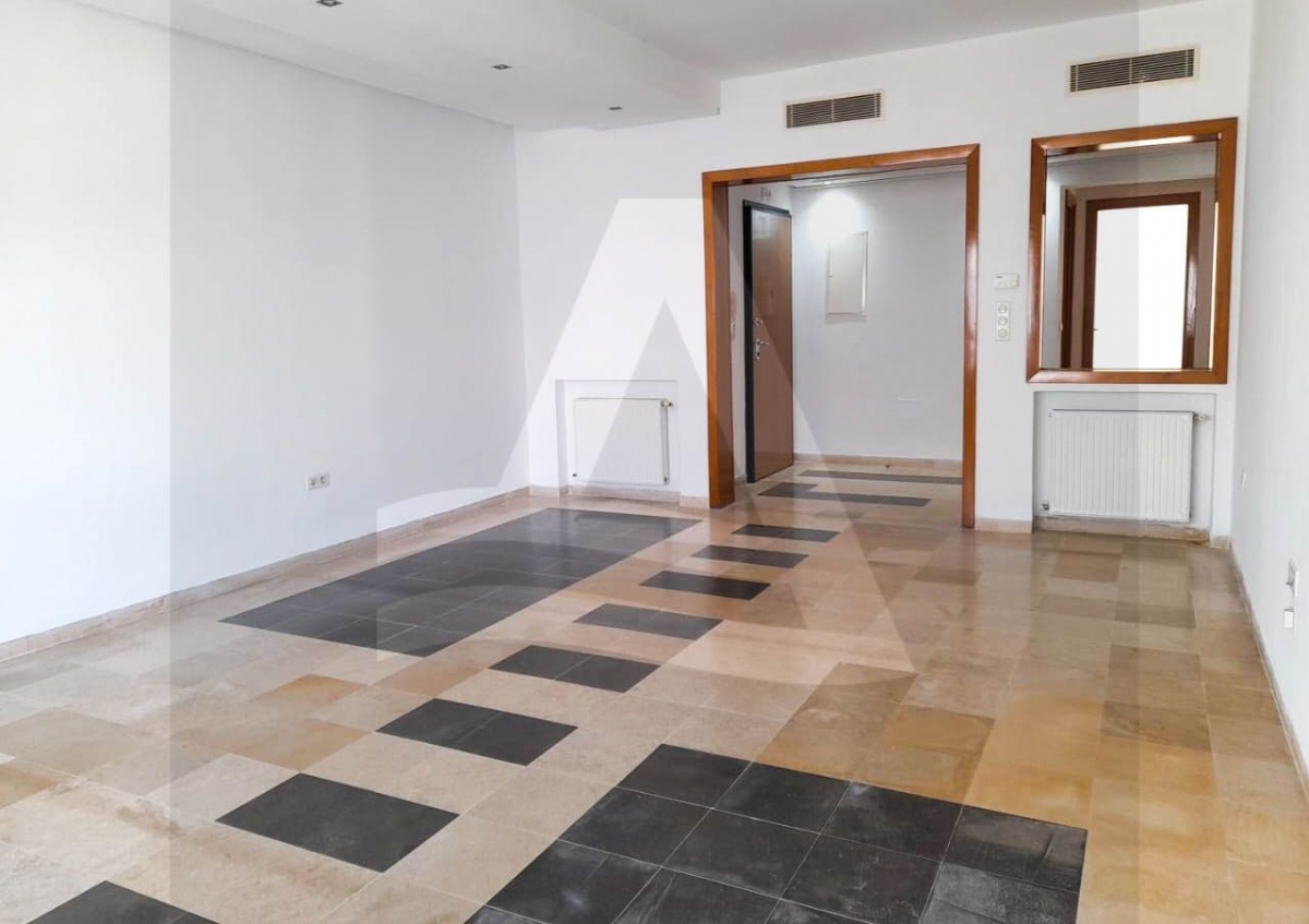 A louer un appartement S4 à la marsa image 7
