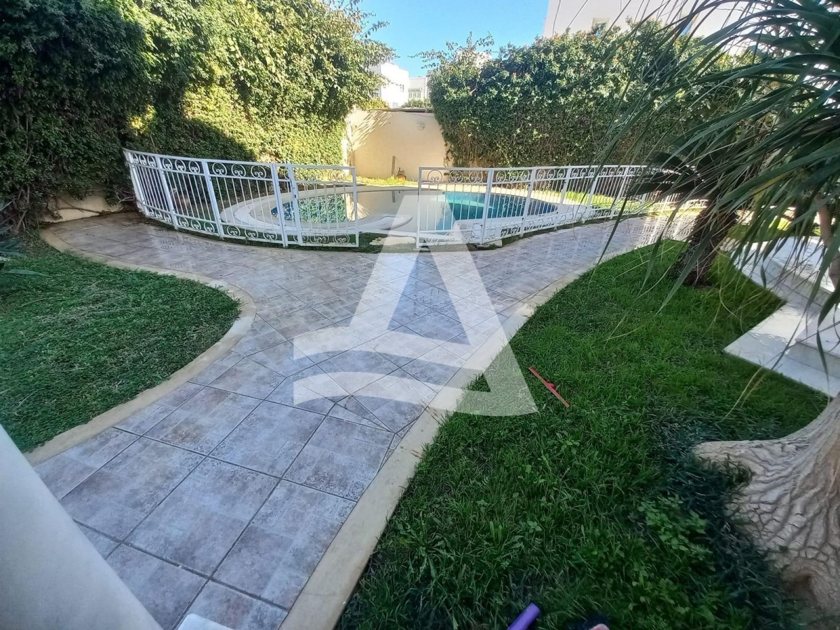 A louer villa aux jardins de carthage image 1