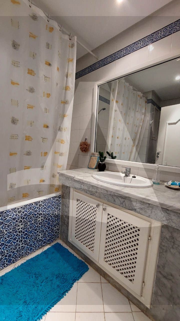 appartement meublé S3 vue mer image 3
