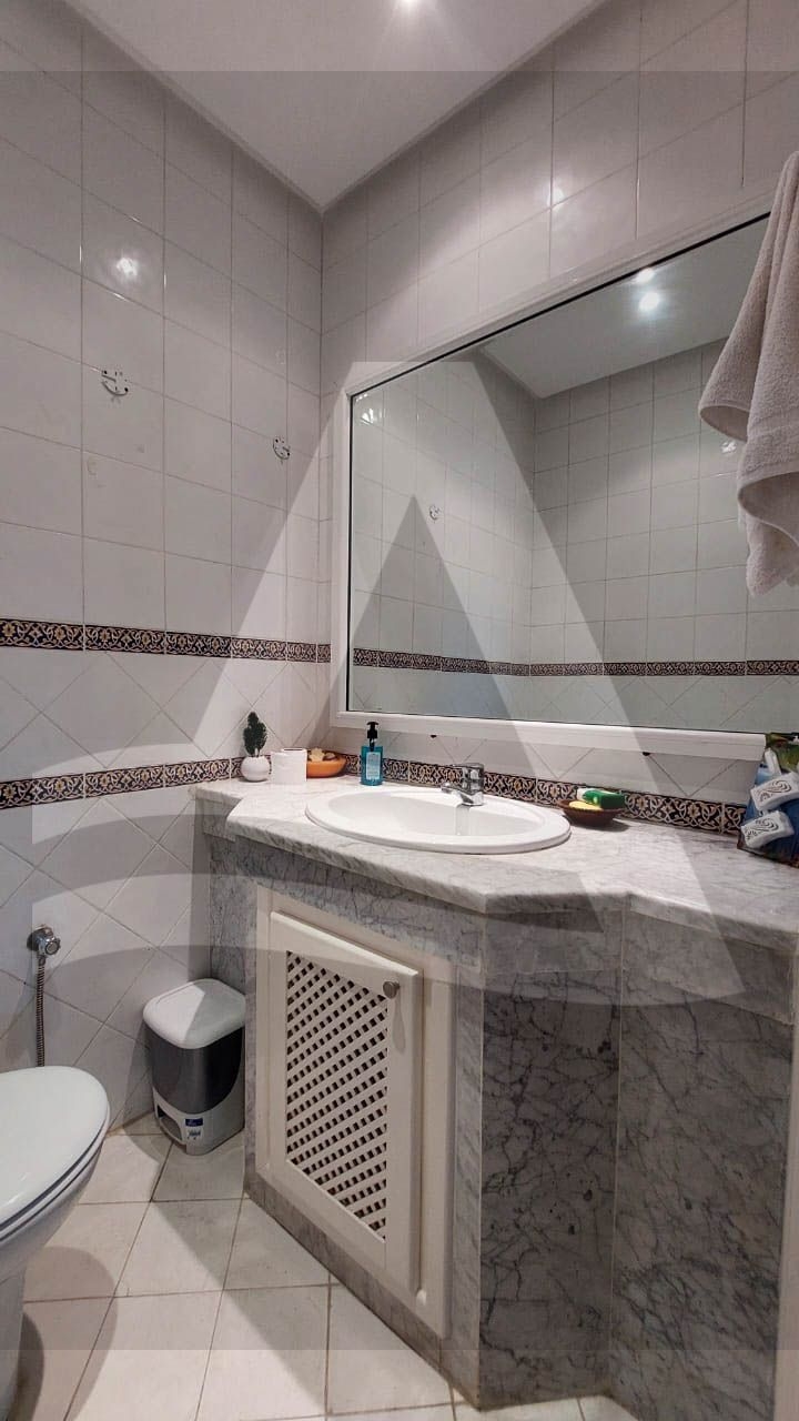 appartement meublé S3 vue mer image 4