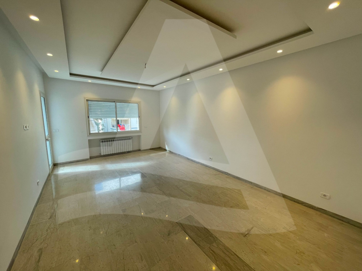 Appartement S2 vide à louer à la Marsa image 8