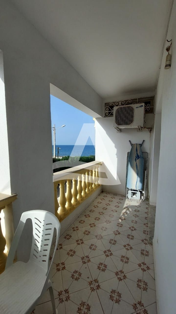 Appartement S3 meublé Vue Mer image 2