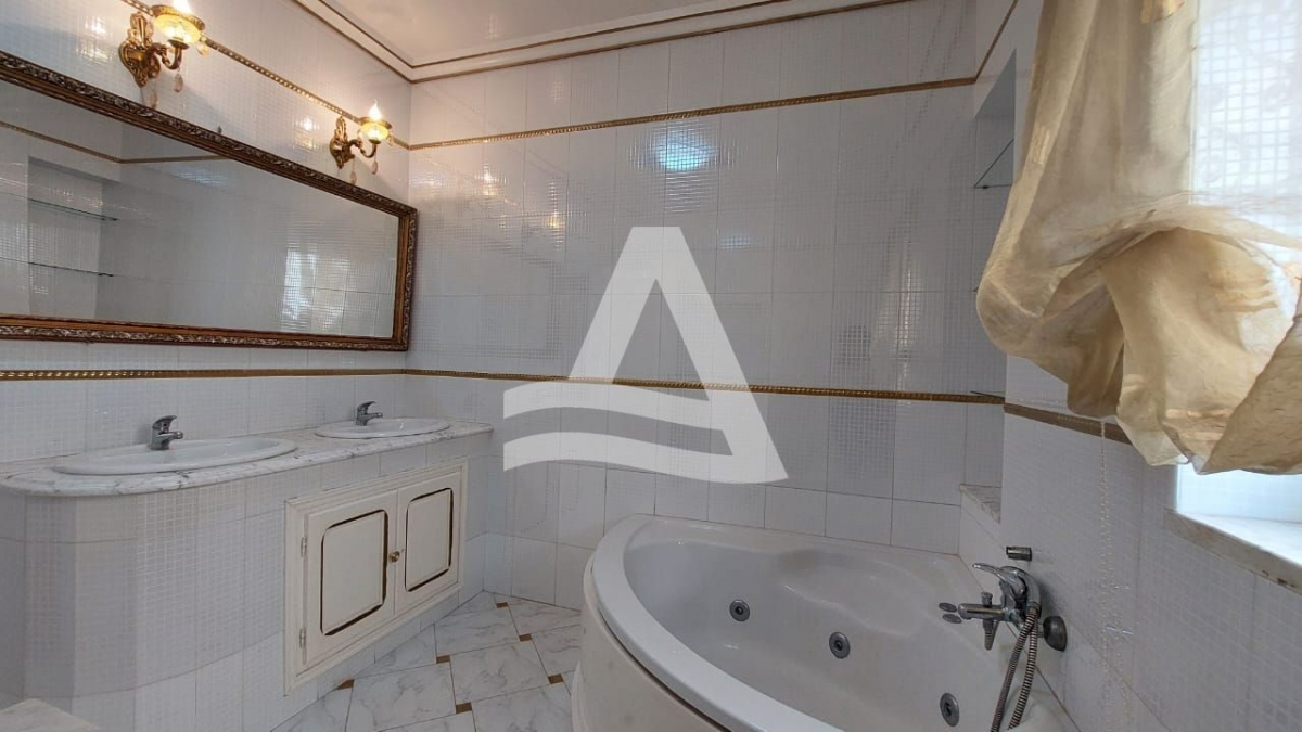 Appartement S3 meublé Vue Mer image 7