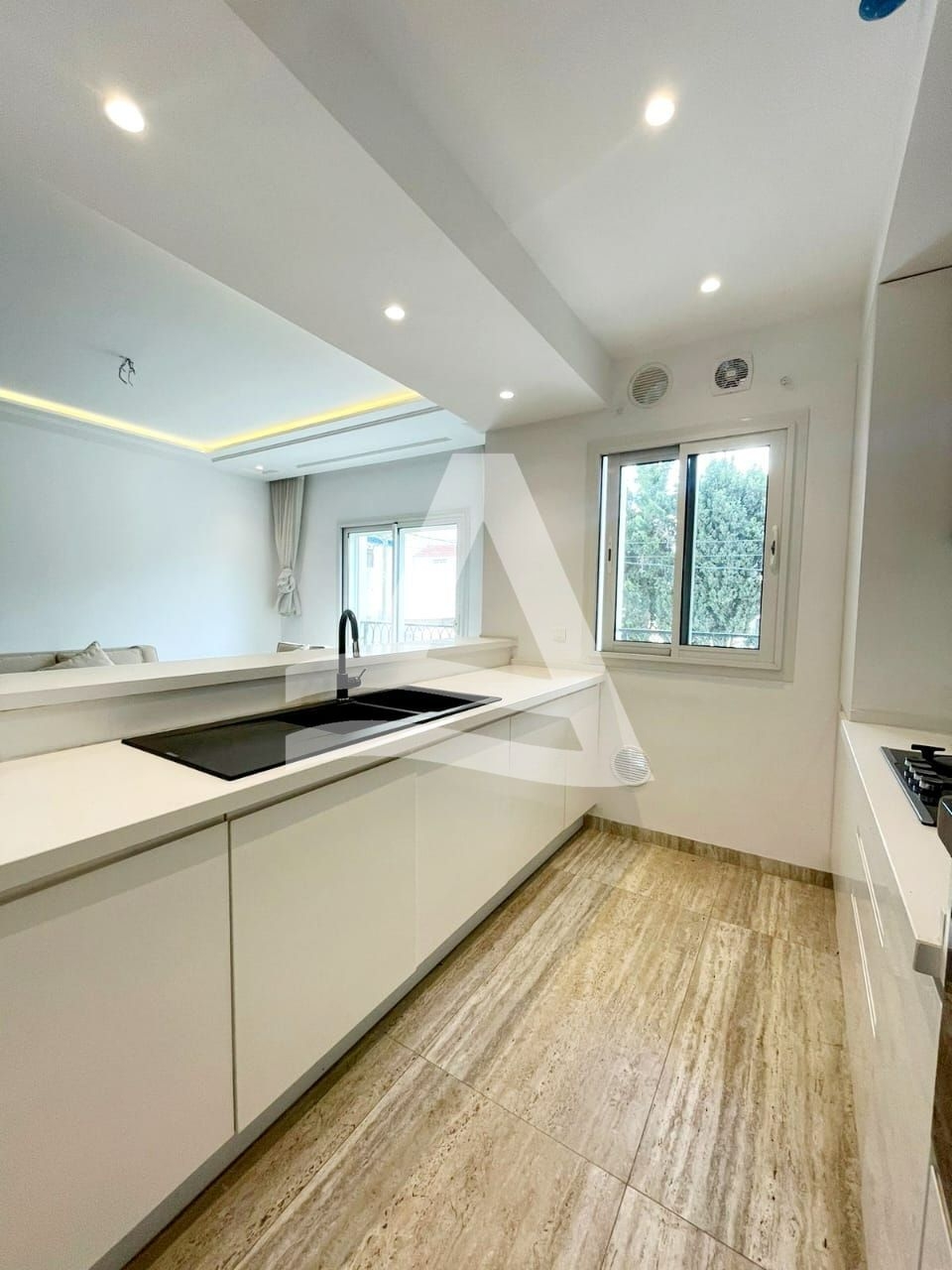 Bel appartement meublé au cœur de la Marsa image 3