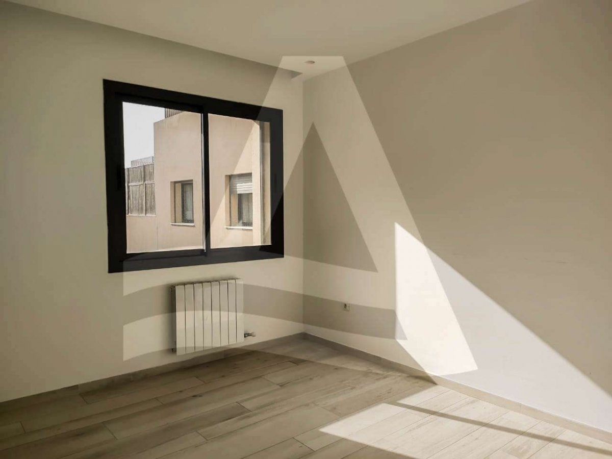 Location d'un appartement à la marsa image 2