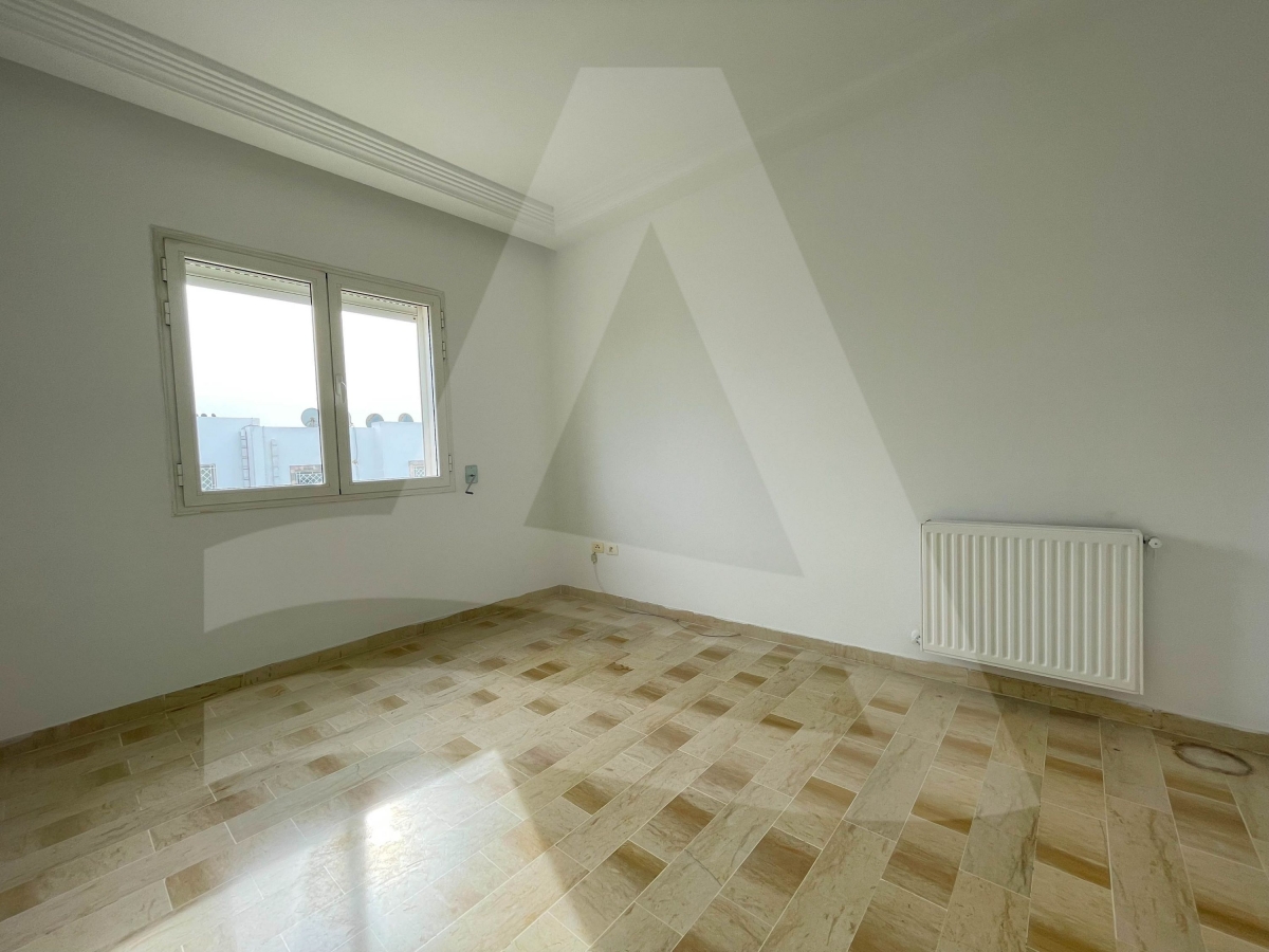 Location d'un Appartement S+3 vide image 8