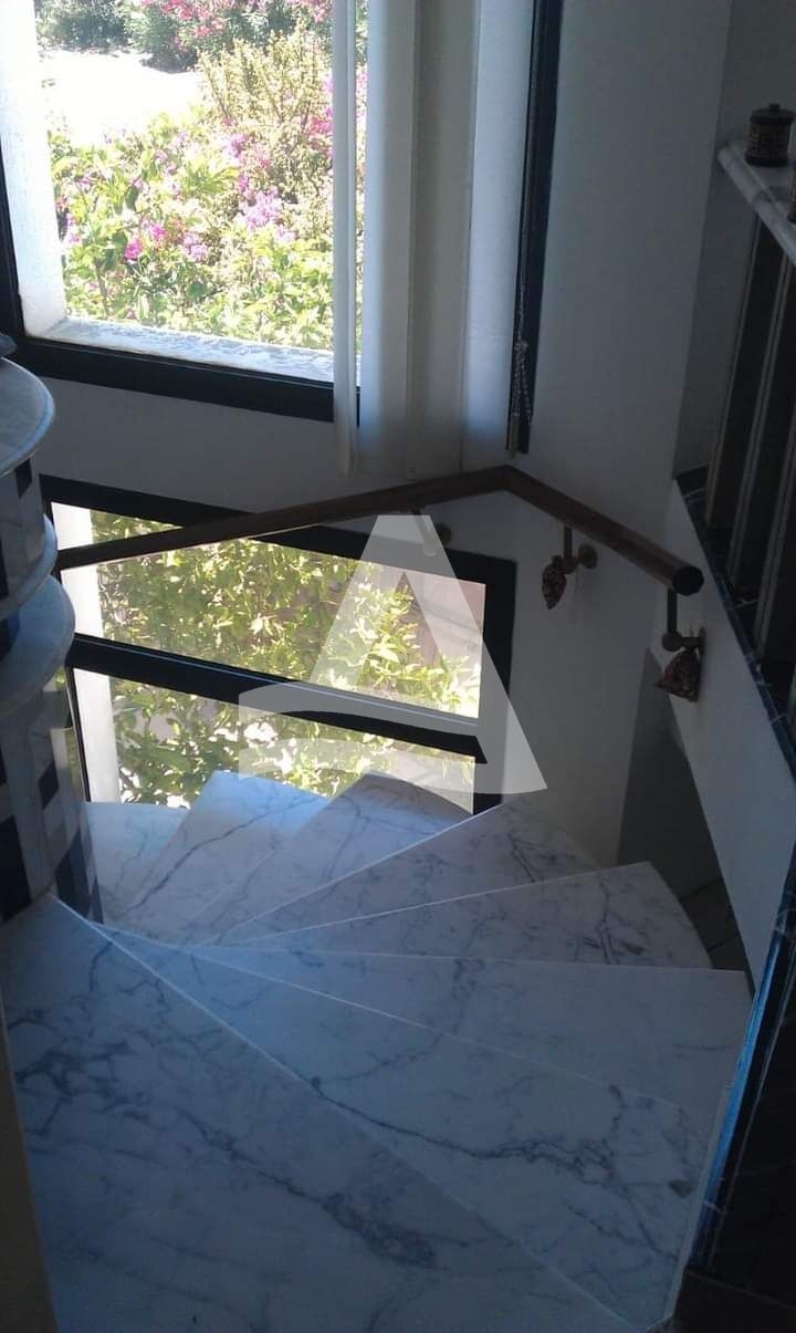 Location d'une villa s4 avec piscine à la marsa image 7