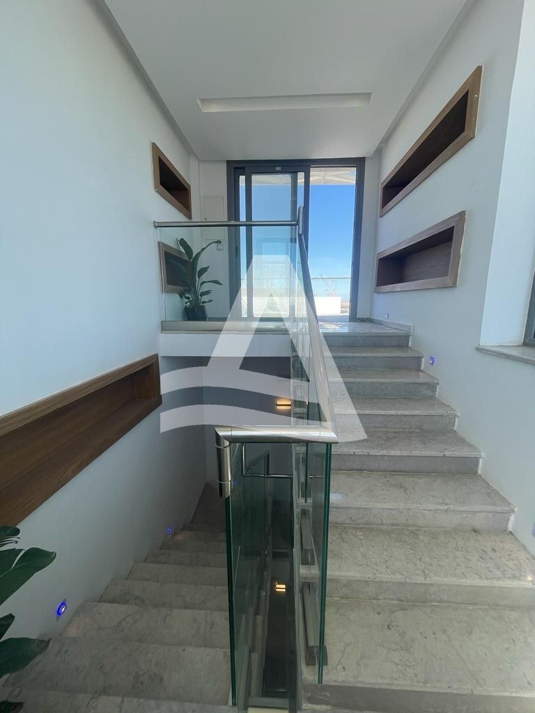 Penthouse  à vendre à gammarth image 8
