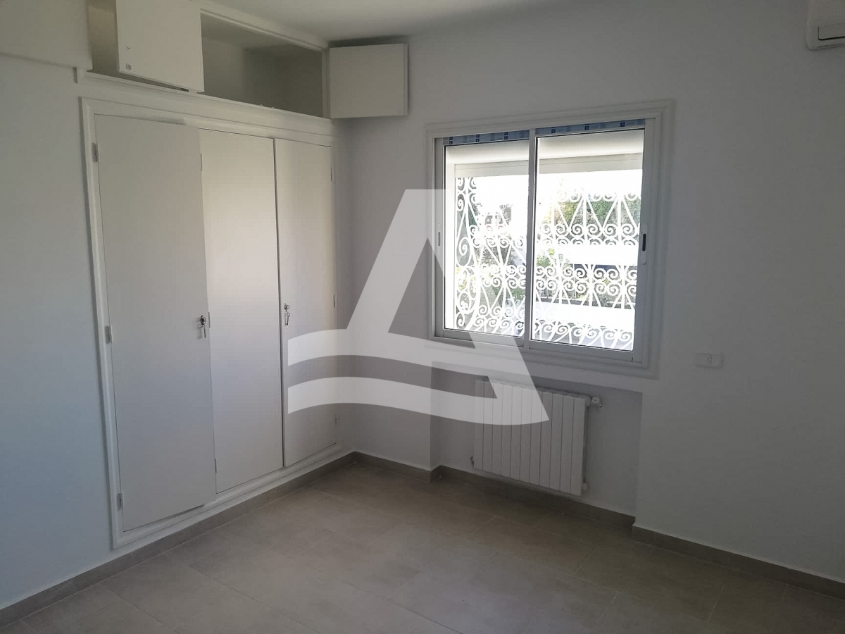 Superbe Duplex S 3 à Cité Les Pins image 5