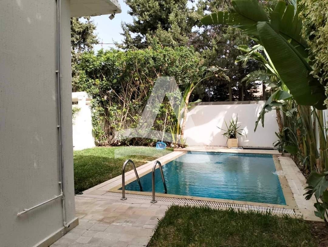 une villa a vendre a la soukra image 8