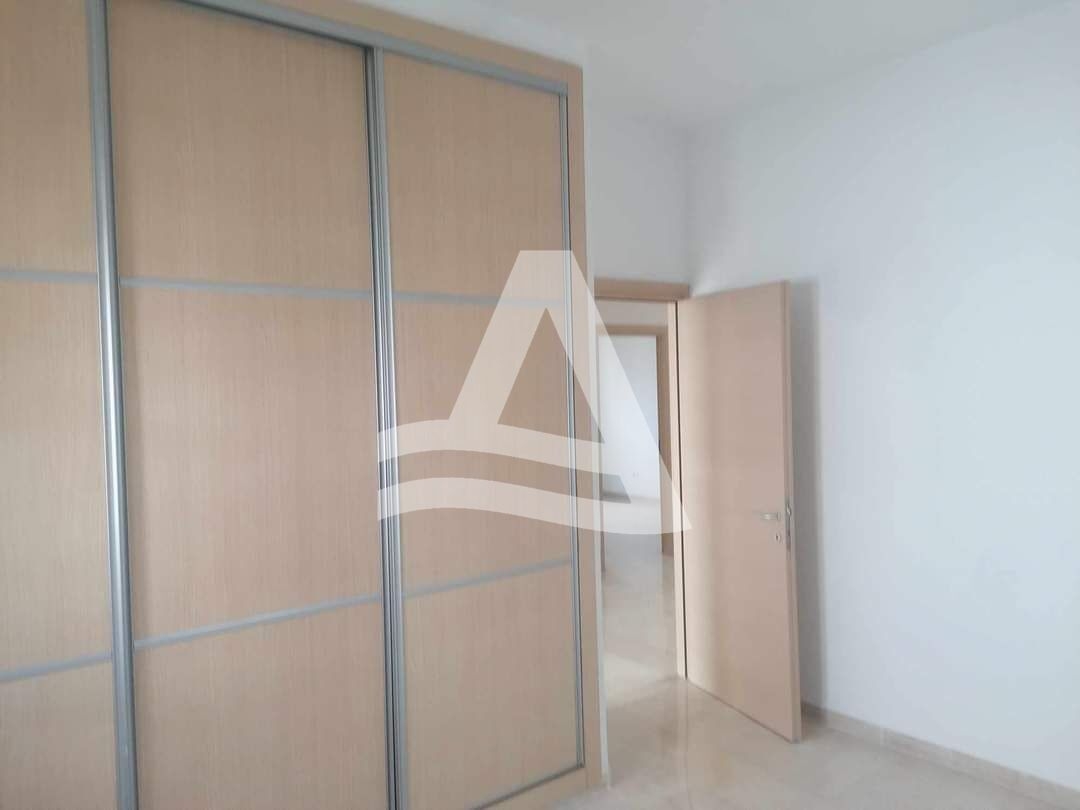 une villa a vendre a la soukra image 10