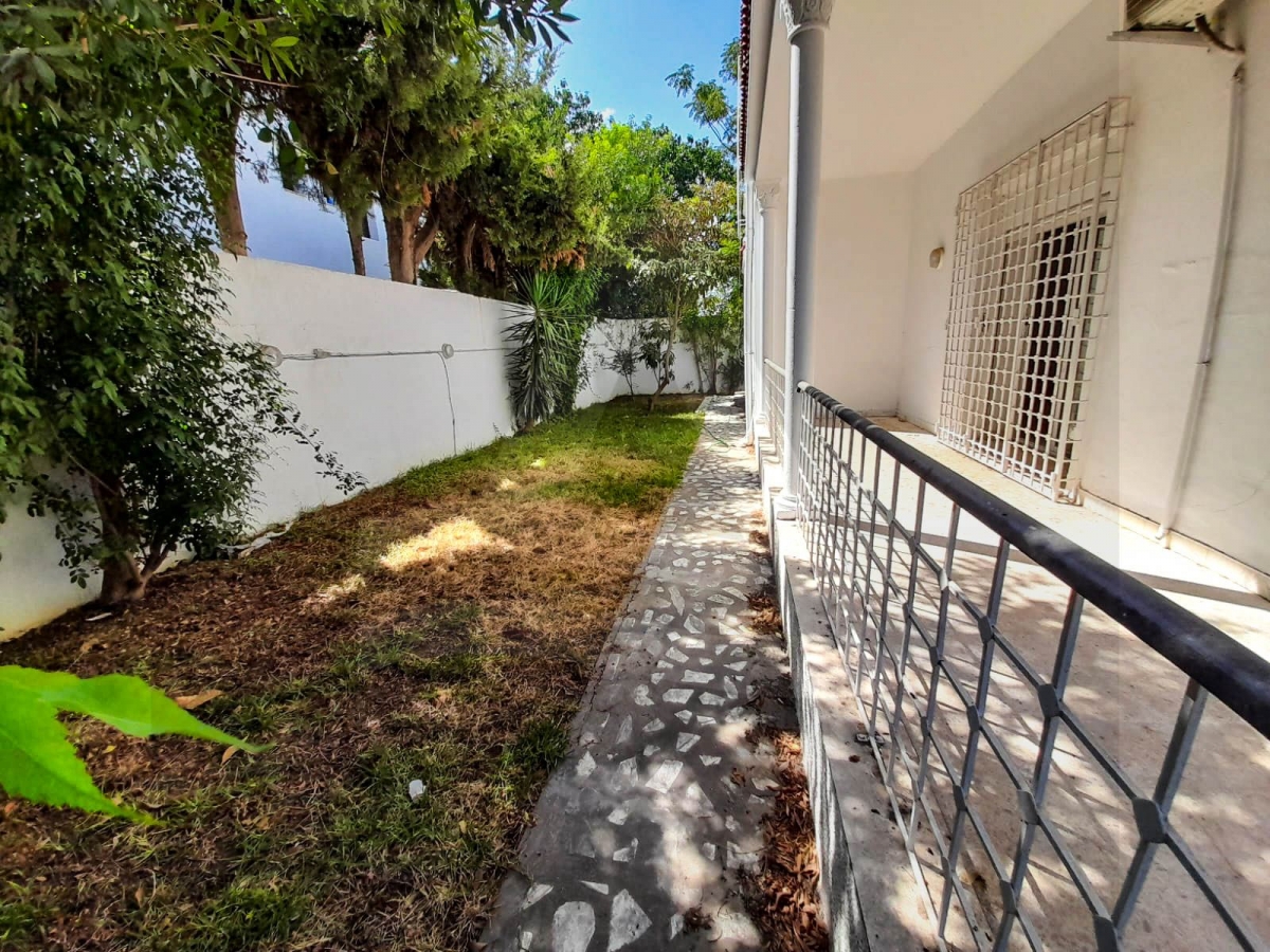 Villa à louer à la marsa image 4