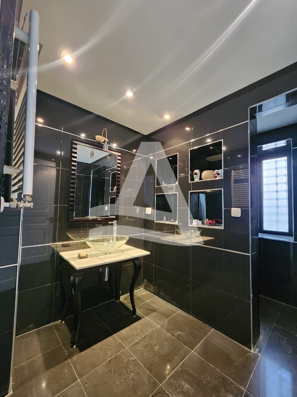 Villa en S+5 pour la location image 2