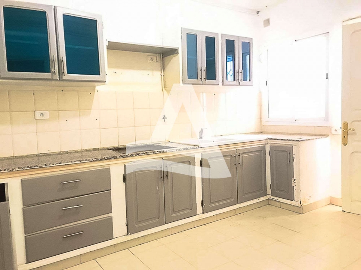 Appartement à louer à la marsa image 8