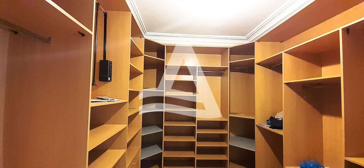 Appartement à louer à la marsa image 11