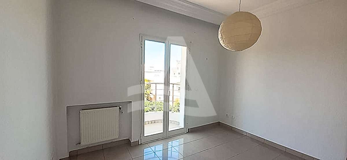 Appartement a louer à la Marsa image 7