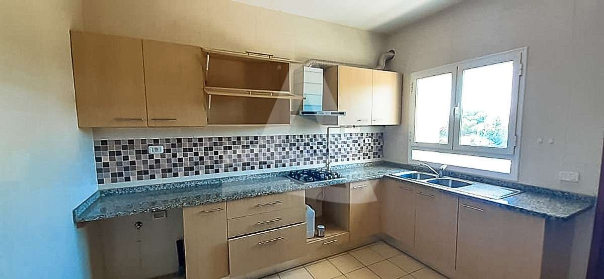 Appartement a louer à la Marsa image 12