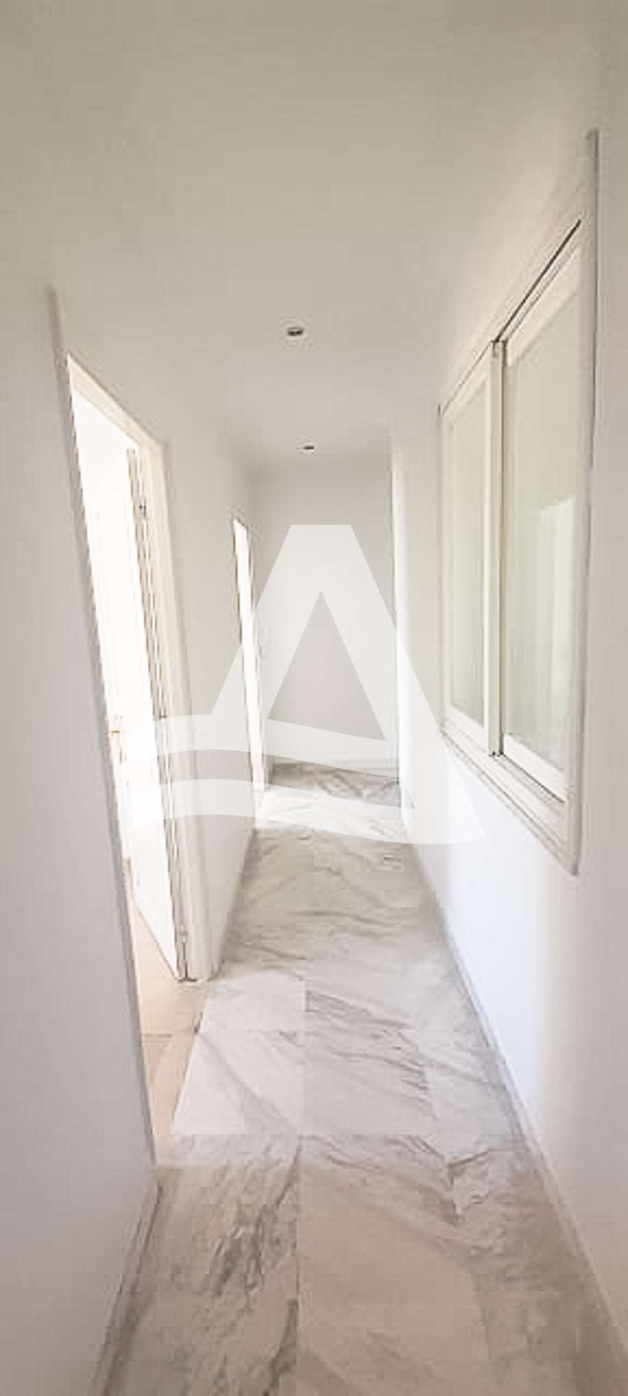 Appartement à louer à la marsa image 1