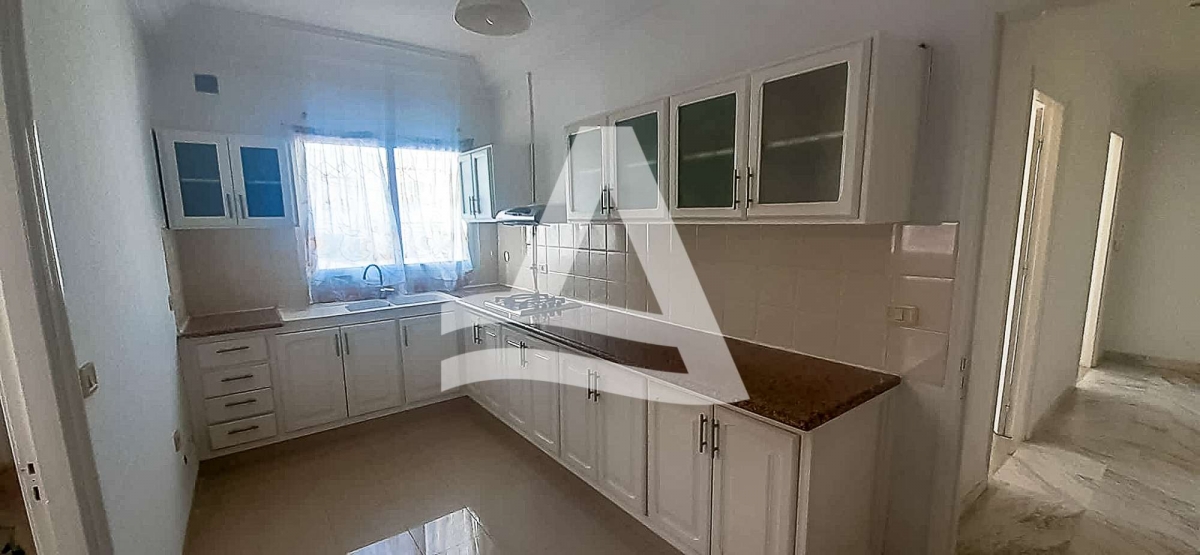 Appartement à louer à la marsa image 8