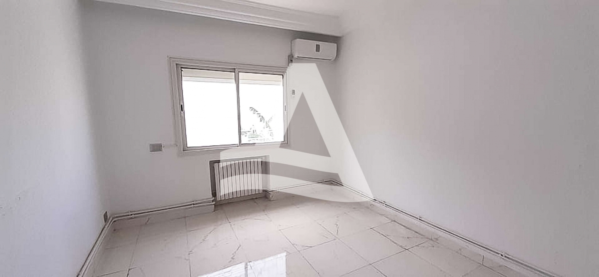 location d'un appartement à la marsa image 3