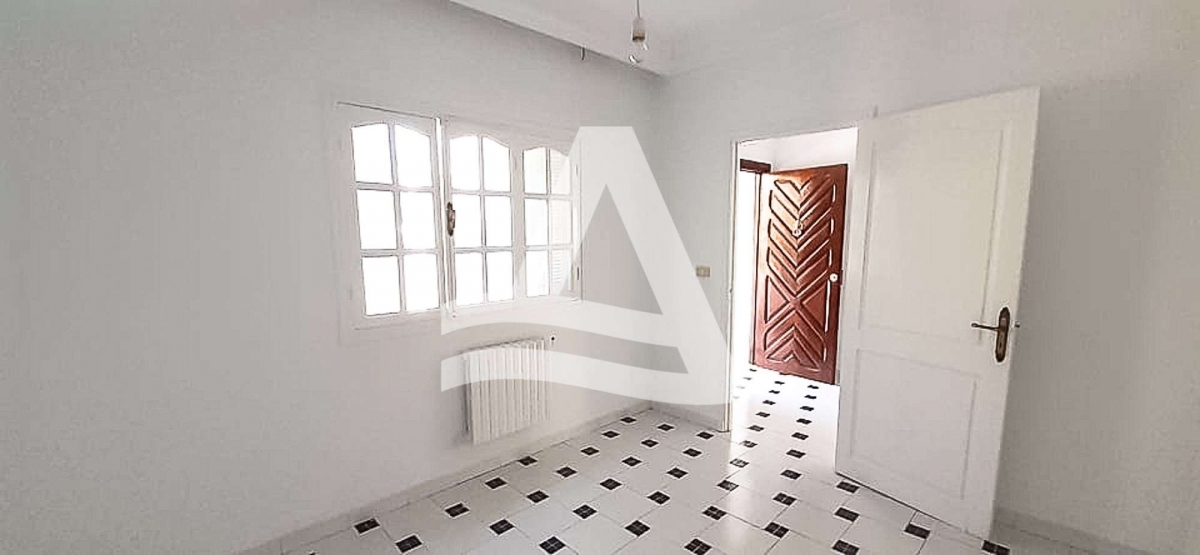 location d'une villa à la marsa image 1