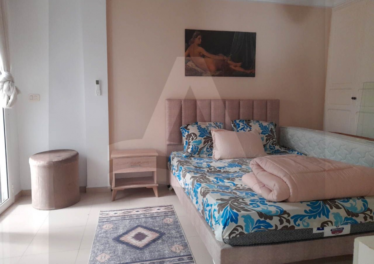 A louer un rez-de-chaussée d'une villa meublée image 3