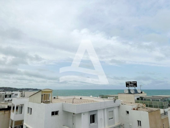 Appartement S3 vide vue mer image 0