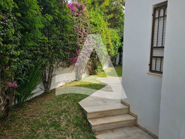 Location d'un beau duplex à la Marsa image 0
