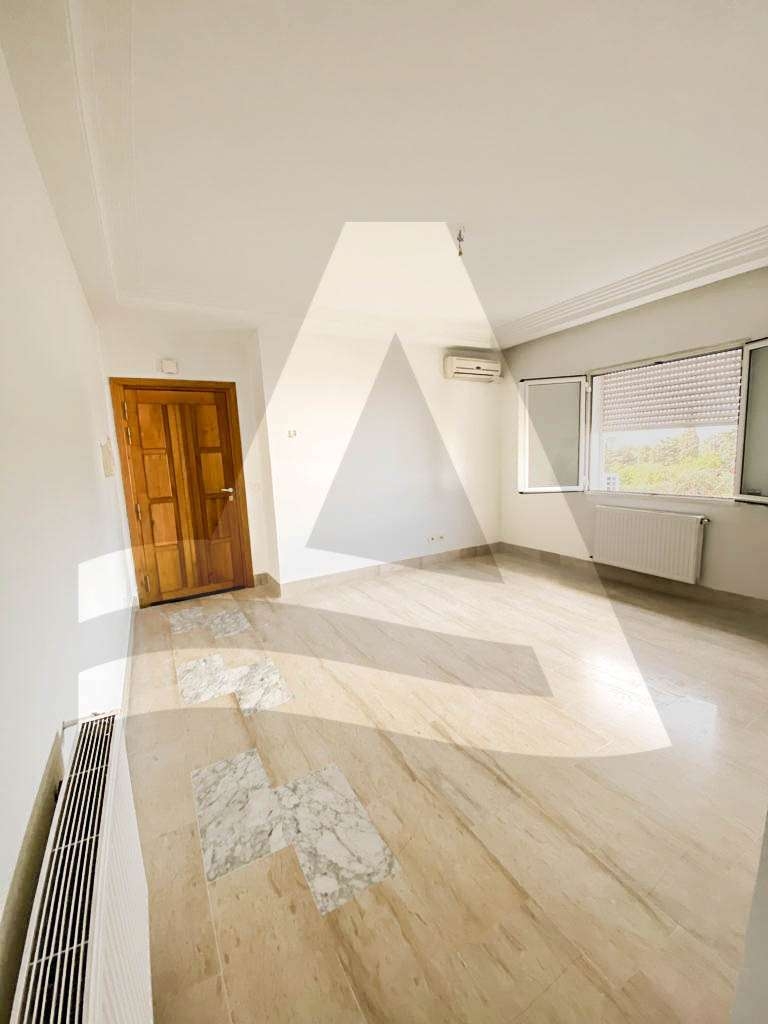 Location d'un appartement à la marsa image 0