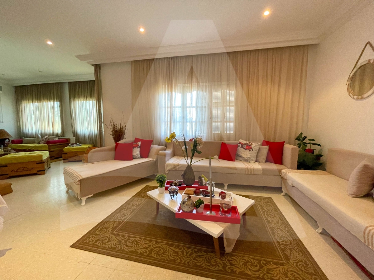 Location d'un étage de villa meublé ( ou vide ) à la Marsa image 0