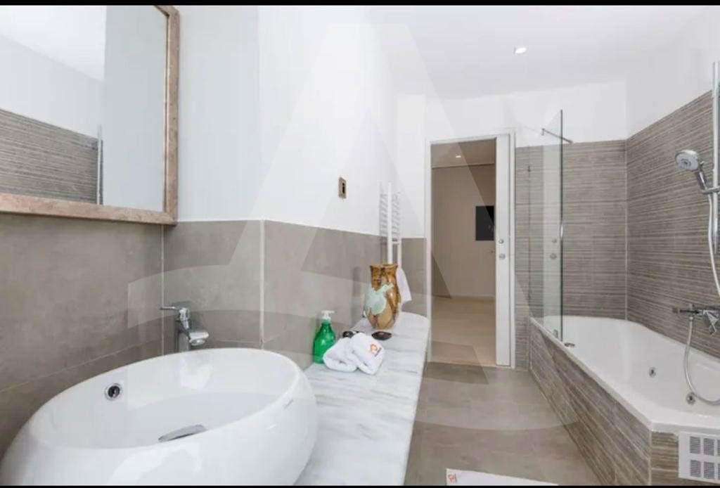 Location d'une splendide villa meublée  à Gammarth image 3