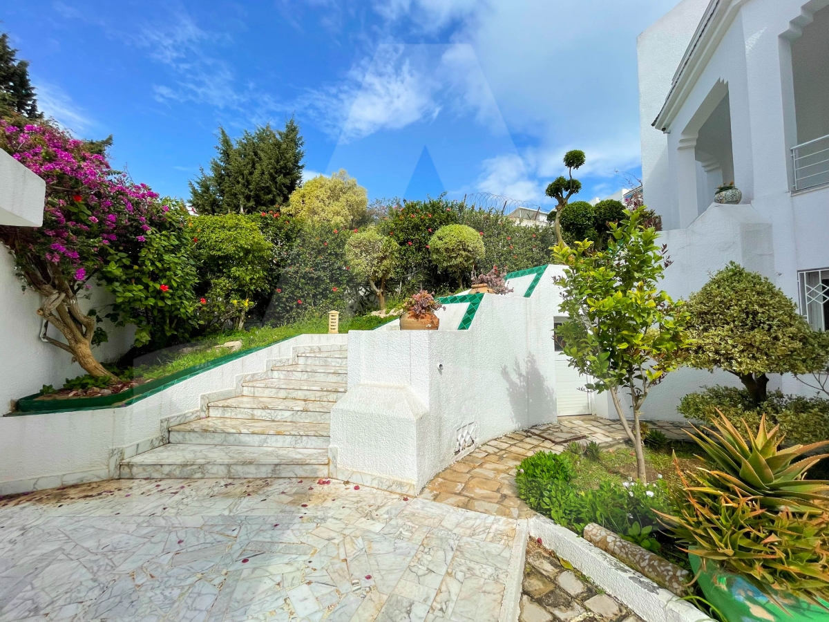 Magnifique villa  à louer à Gammarth image 6