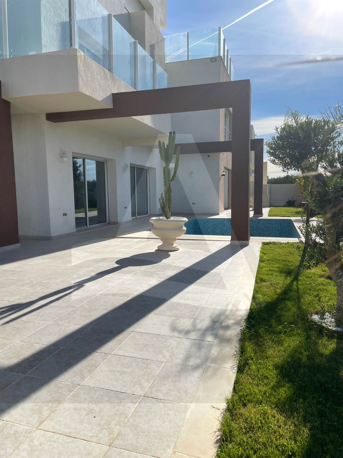 Villa de luxe  à louer image 0