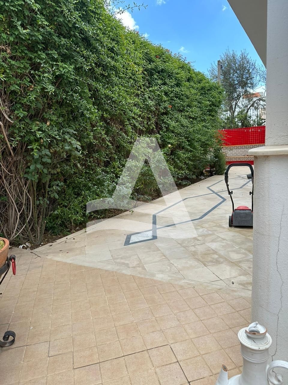 A vendre villa au jardin de carthage image 1