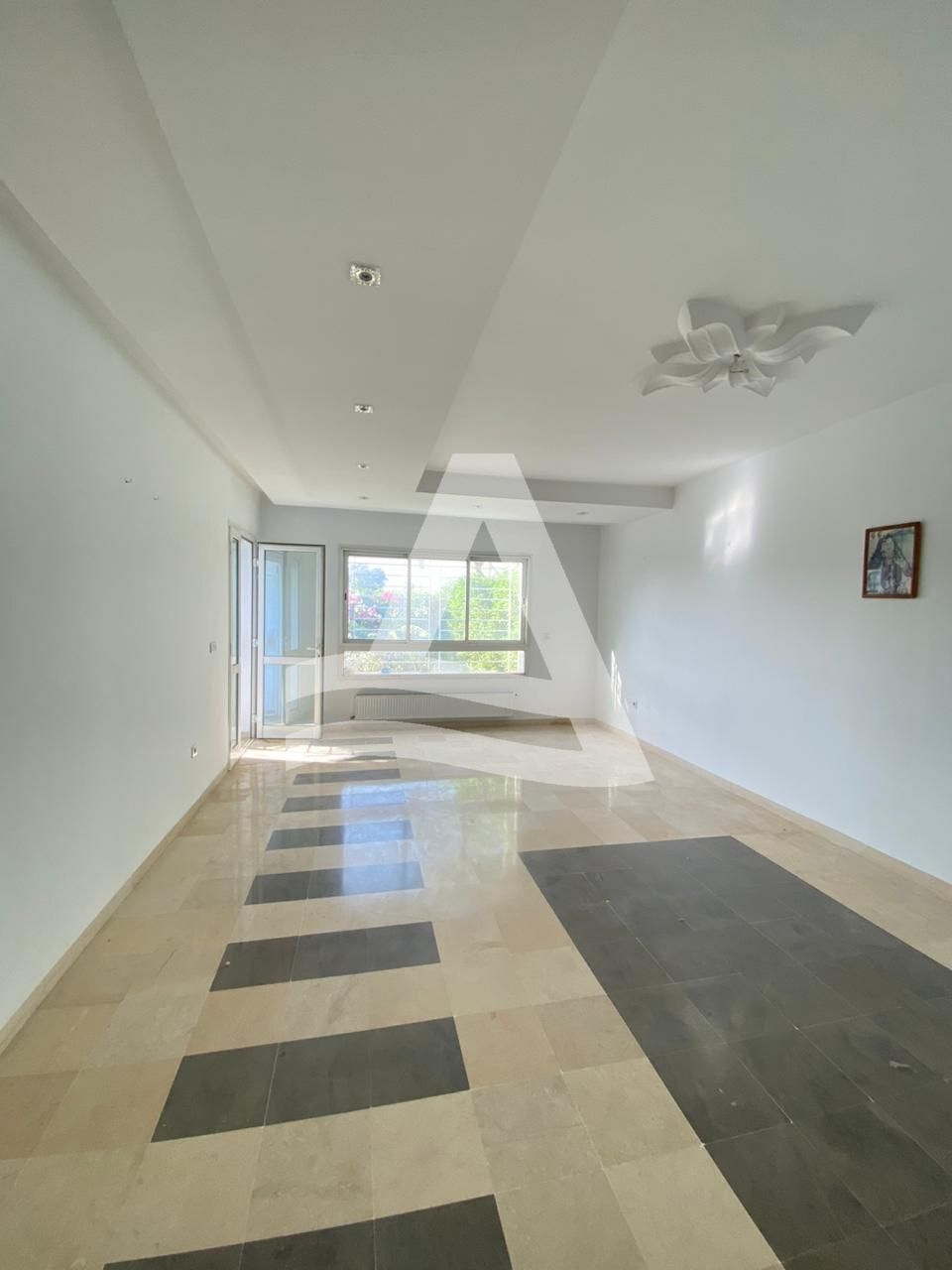 Duplex S+3 à louer - La Marsa image 3