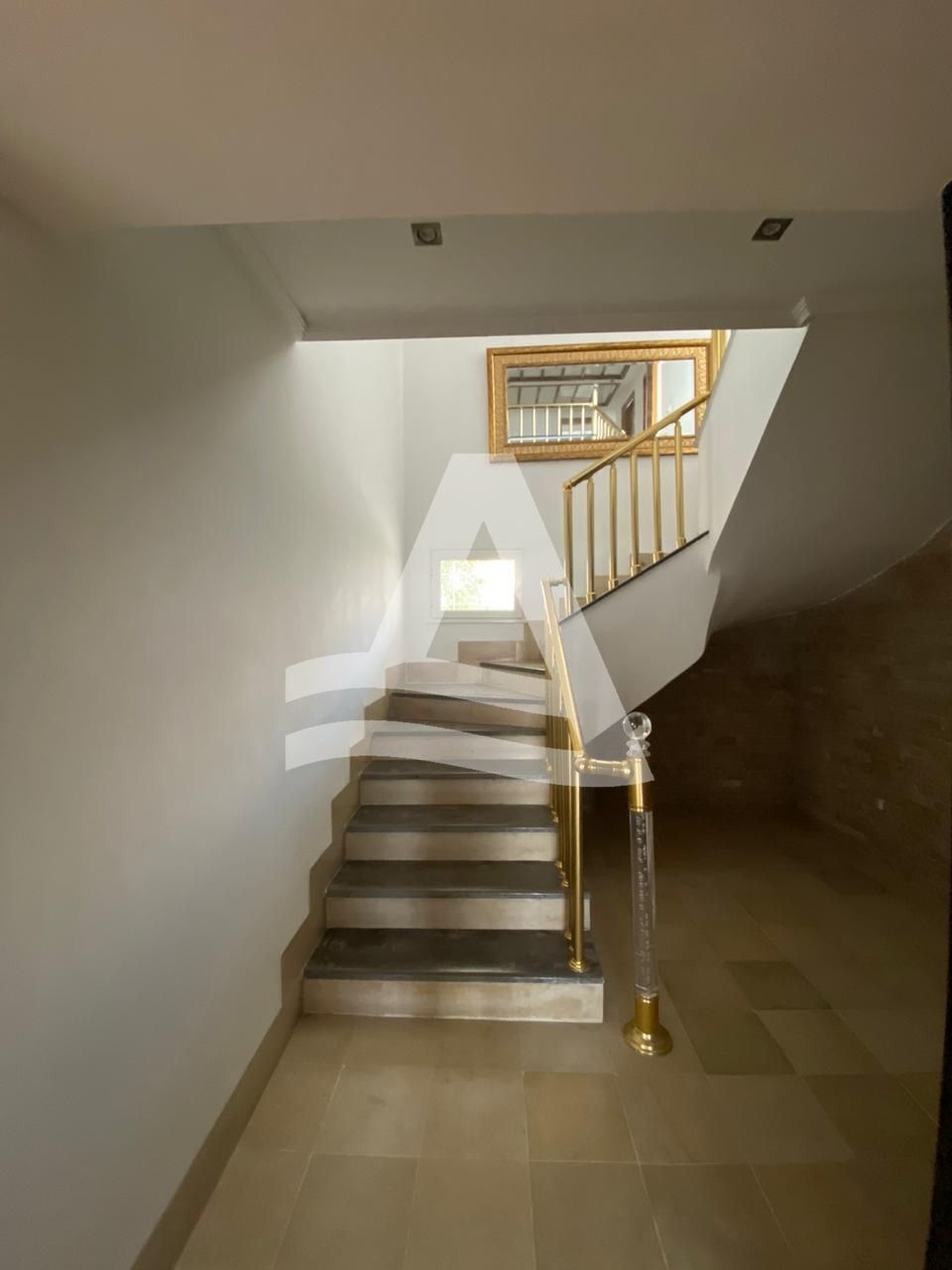 Duplex S+3 à louer - La Marsa image 8
