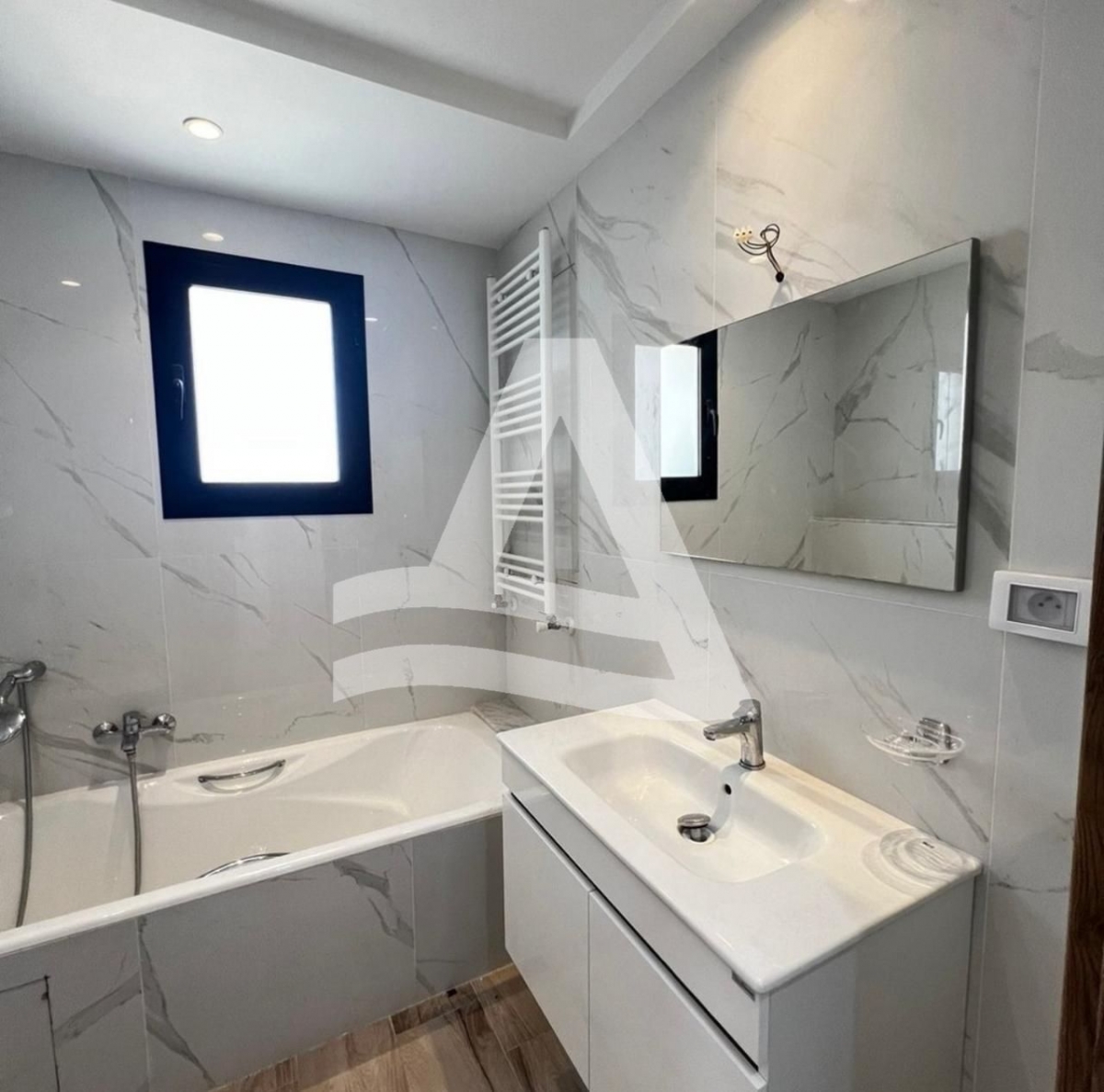 A louer appartement s4 au jardin de carthage image 5