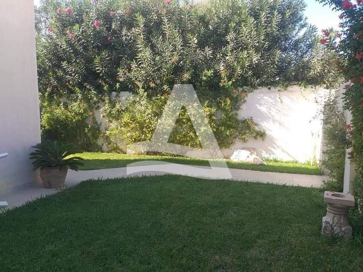 A louer un duplex S+3 à la marsa image 1