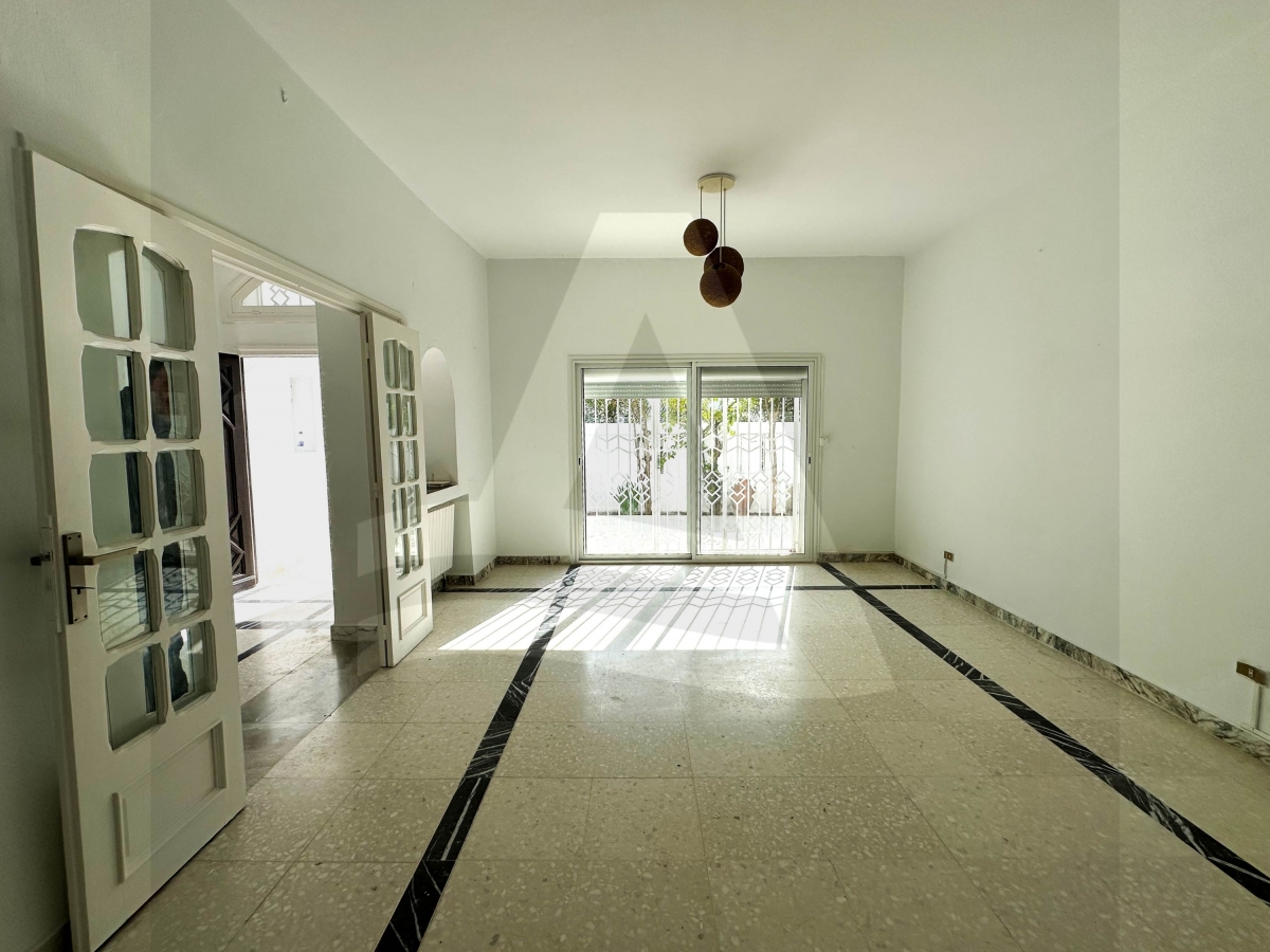 A louer villa S3 à la marsa image 1