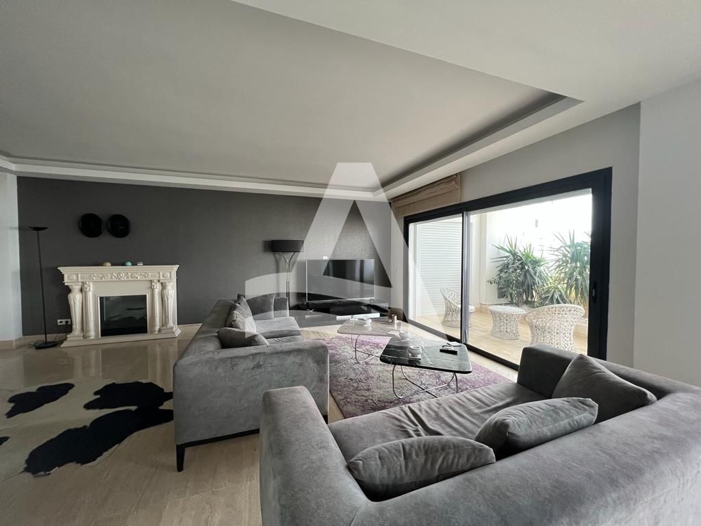A vendre Appartement avec piscine au lac 2 image 8