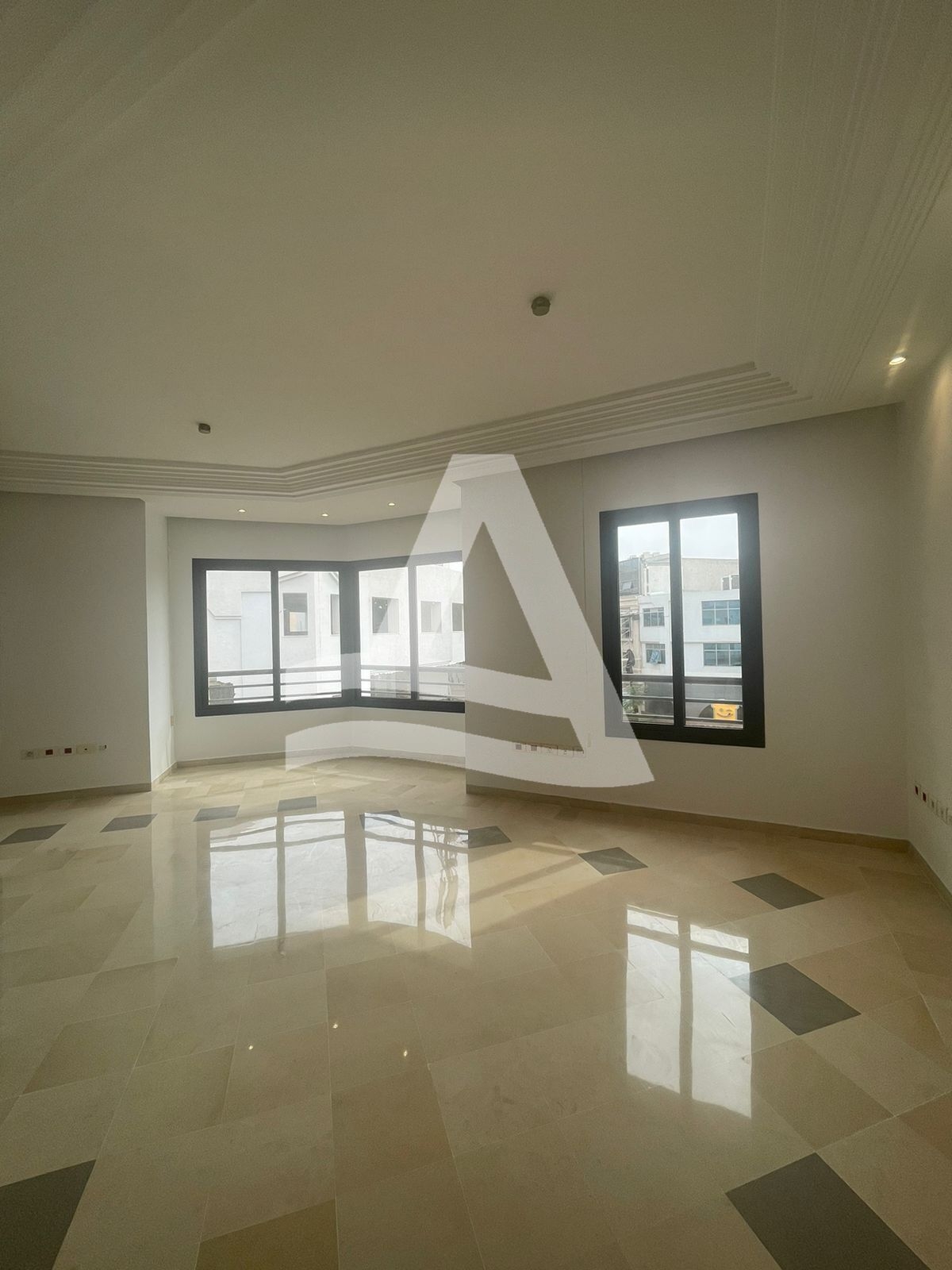 location bureau au lac 1 image 0