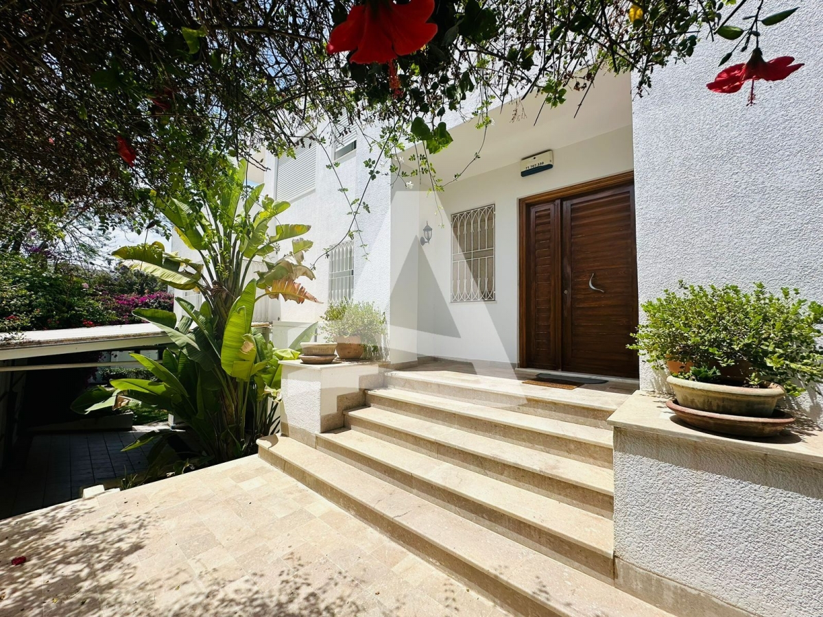 Villa avec jardin et piscine à Carthage image 3