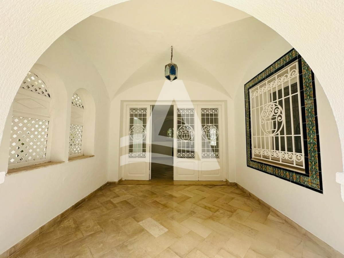 Villa exceptionnelle au cœur de la Marsa image 2