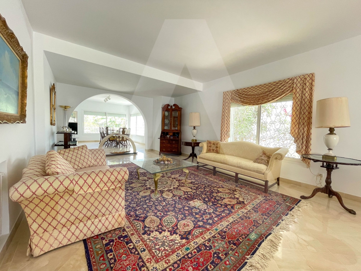 Villa meublée avec terrasse à louer à Gammarth image 7