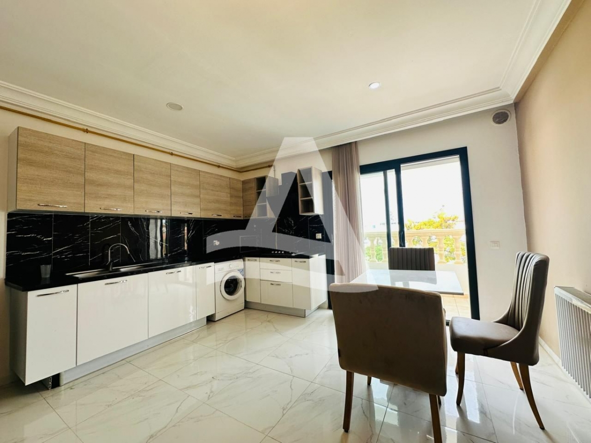 Appartement S1 meublé au coeur de la Marsa image 3